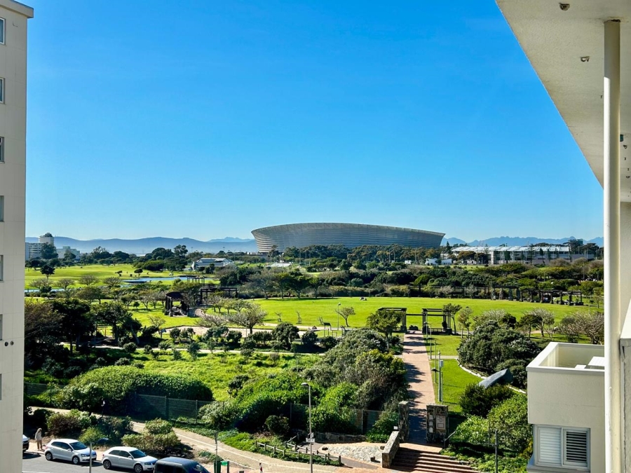To Let 3 Bedroom Property for Rent in Mouille Point Western Cape